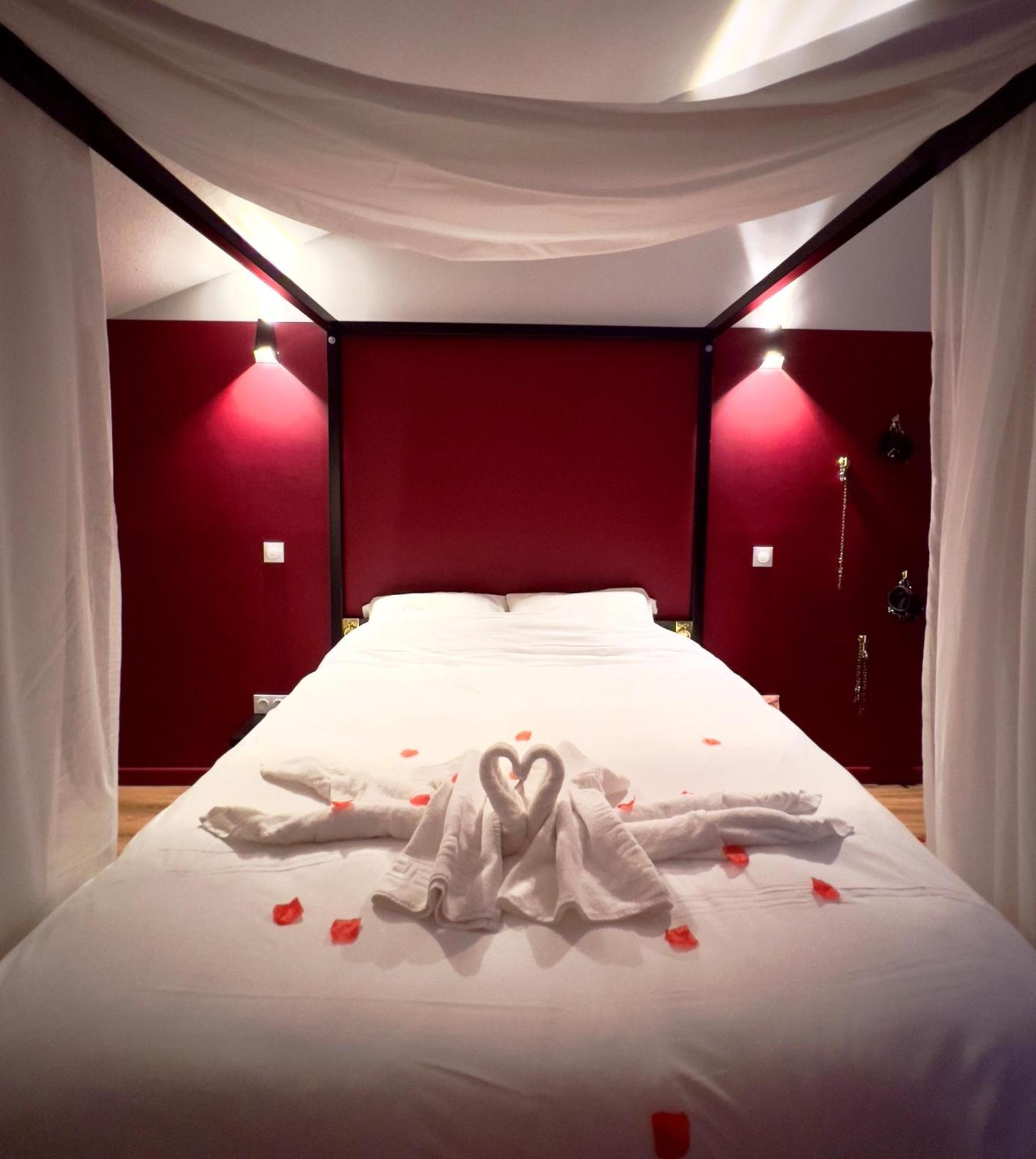 50 Nuances D'Amour - Jacuzzi / Massage / Cinema مواران المظهر الخارجي الصورة